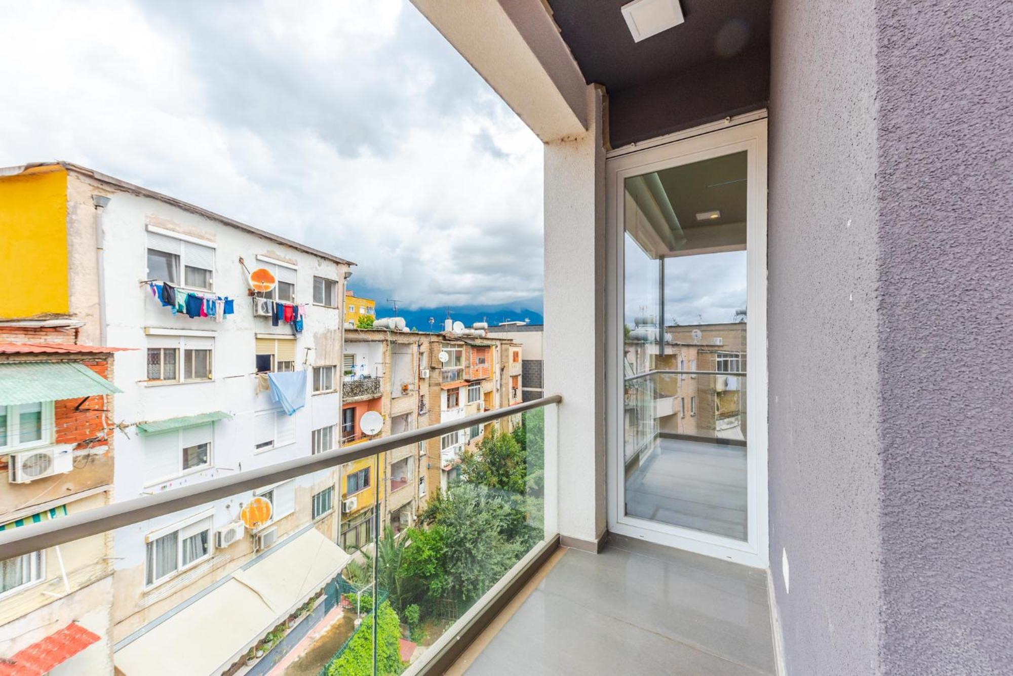 Mumba Apartments By Kondo Stays Tirana Esterno foto
