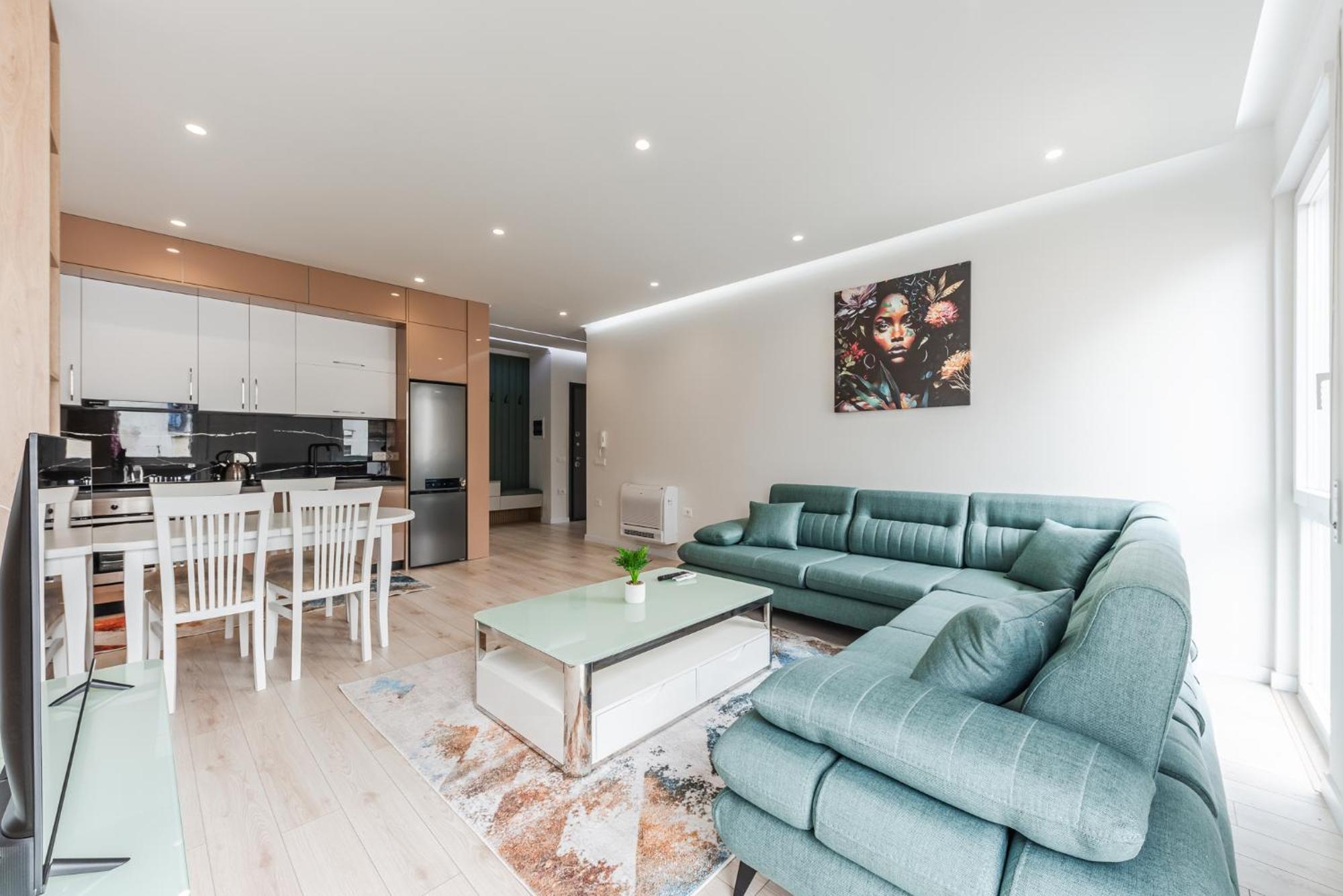 Mumba Apartments By Kondo Stays Tirana Esterno foto