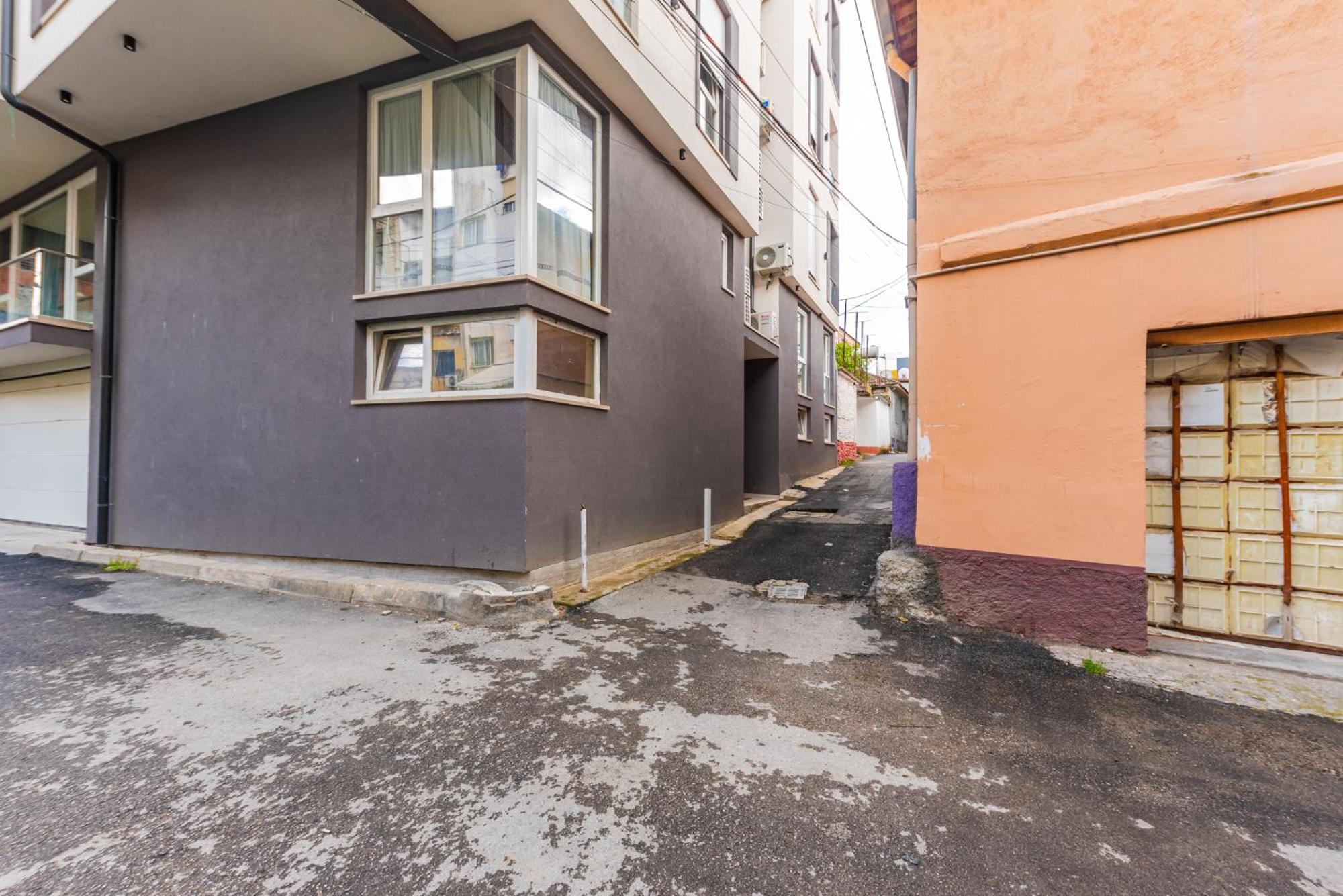 Mumba Apartments By Kondo Stays Tirana Esterno foto