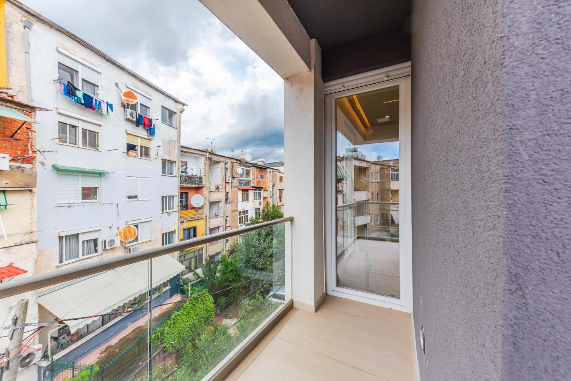 Mumba Apartments By Kondo Stays Tirana Esterno foto